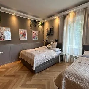 Book-a-room 31 Austria