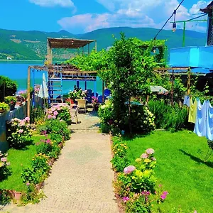 Erda Lakeside Lini